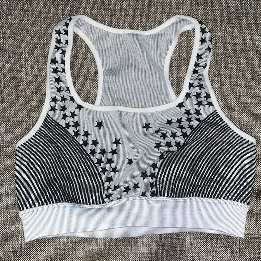 Star print sports bra